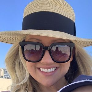 Meet your Posher, Hailey